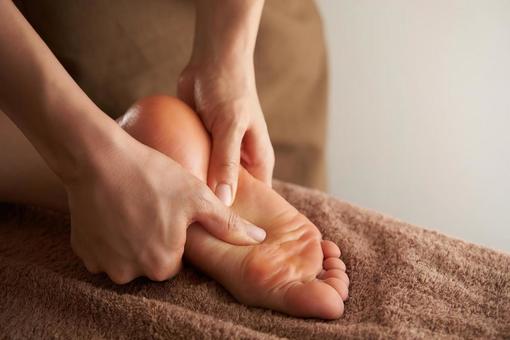 最近なんだか不調…それ足裏から整えませんか？